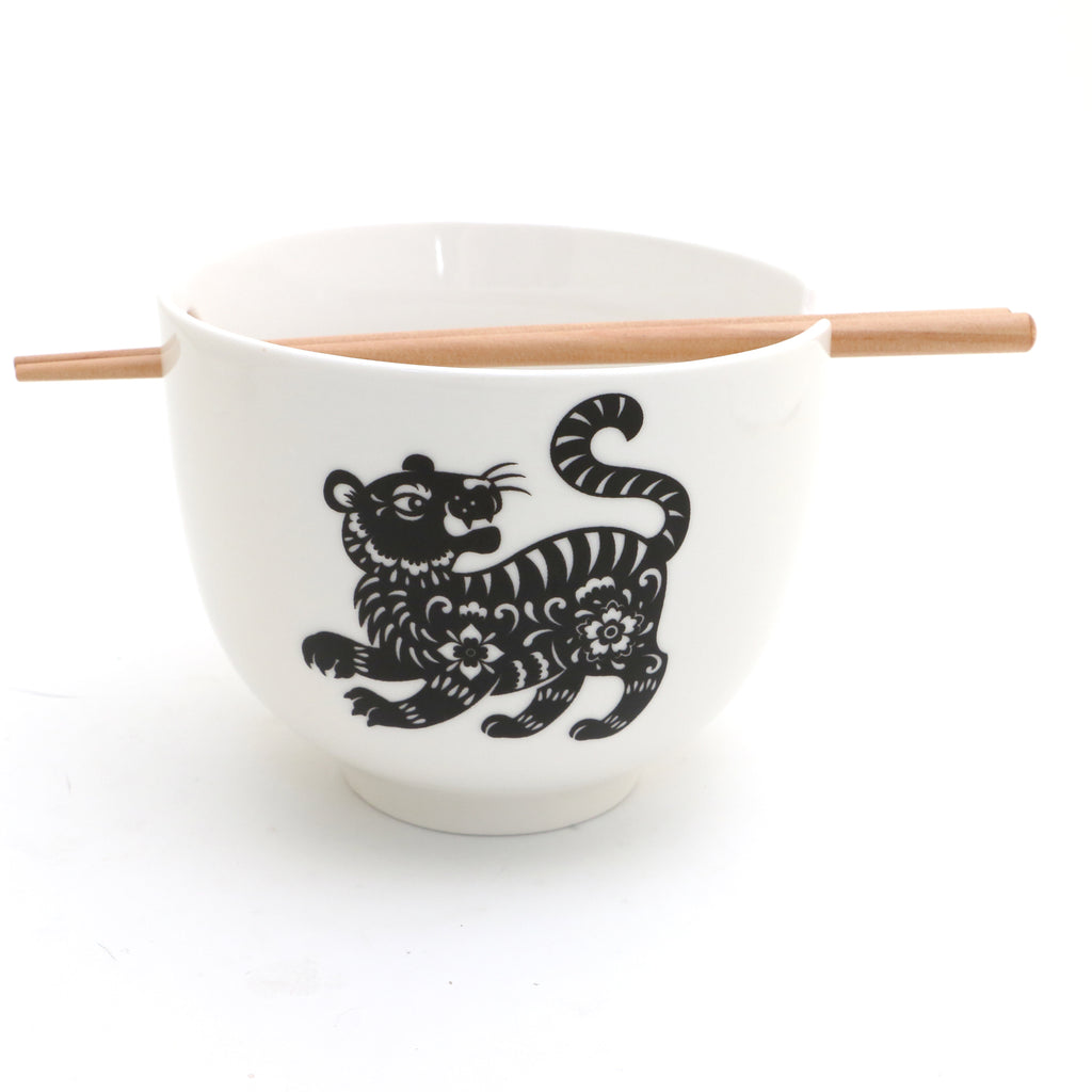 Tiger noodle bowl, chopsticks, pho, ramen bowl Chinese Zodiac