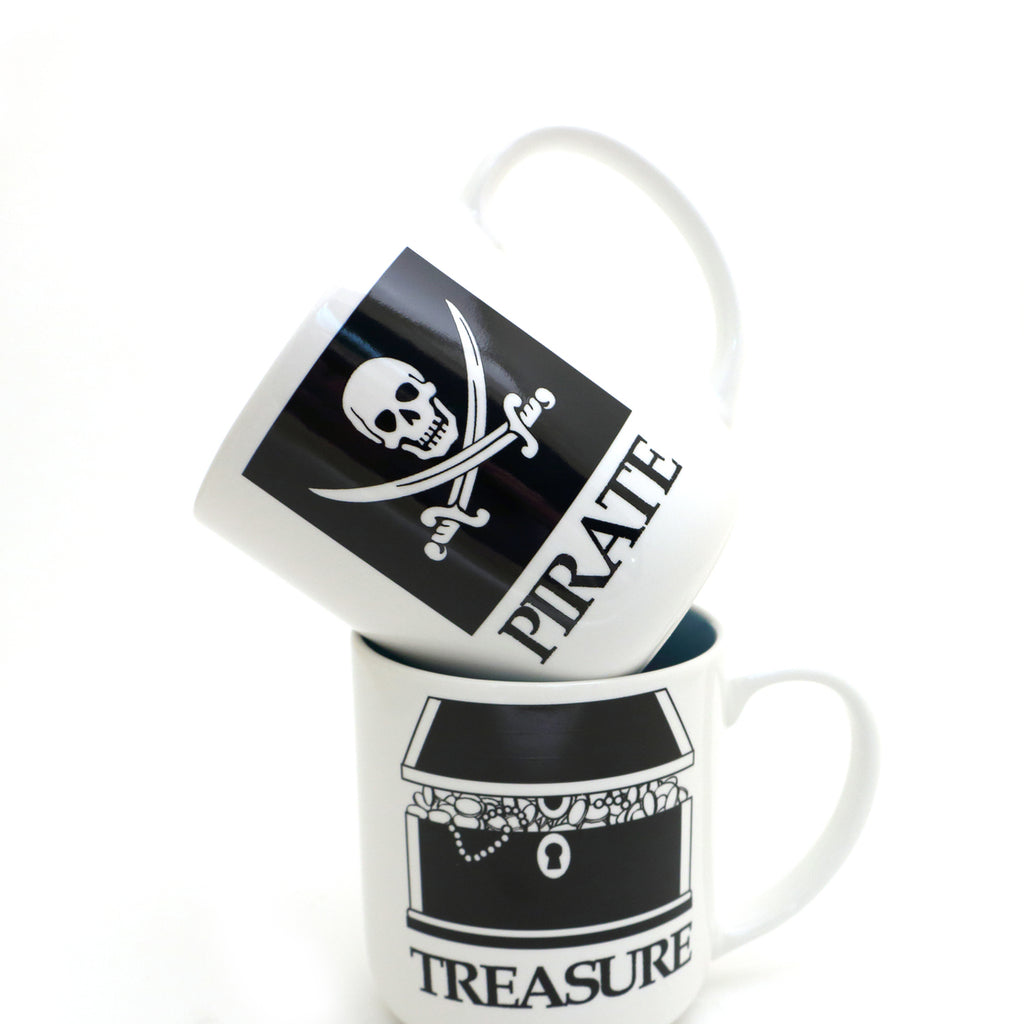 Pirate and Treasure 16 oz.  Beach Wedding gift, Mr. and Mrs. mugs
