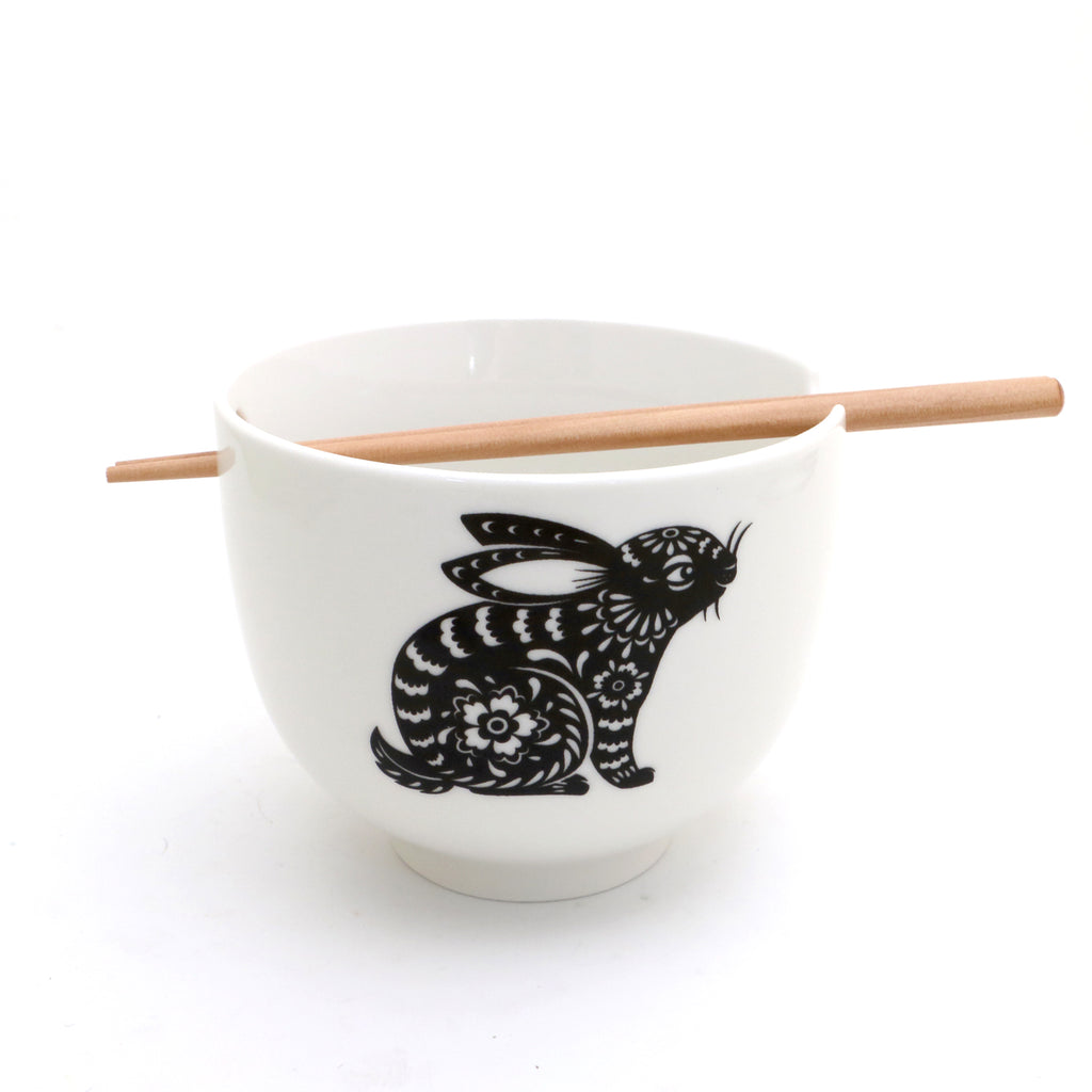 Rabbit noodle bowl, chopsticks, pho, ramen bowl Chinese Zodiac