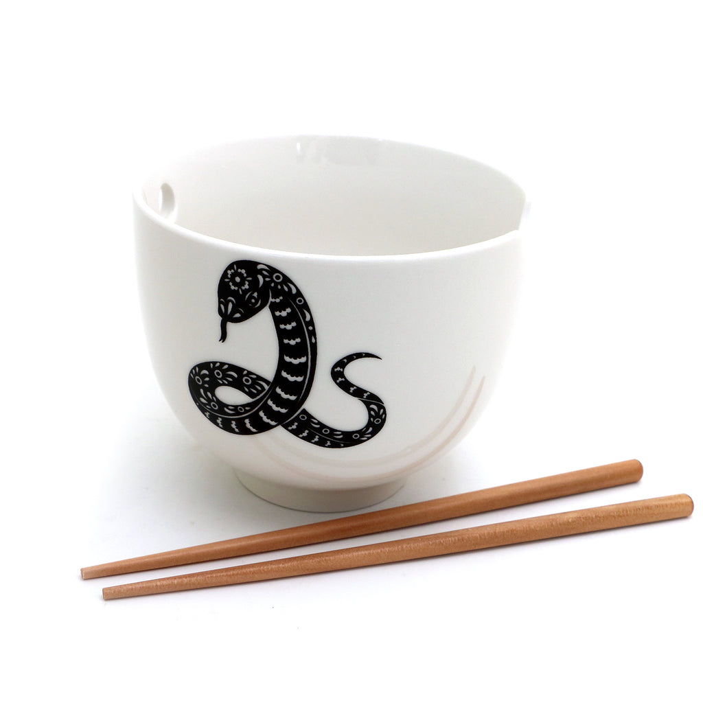 Snake noodle bowl, chopsticks, pho, ramen bowl Chinese Zodiac